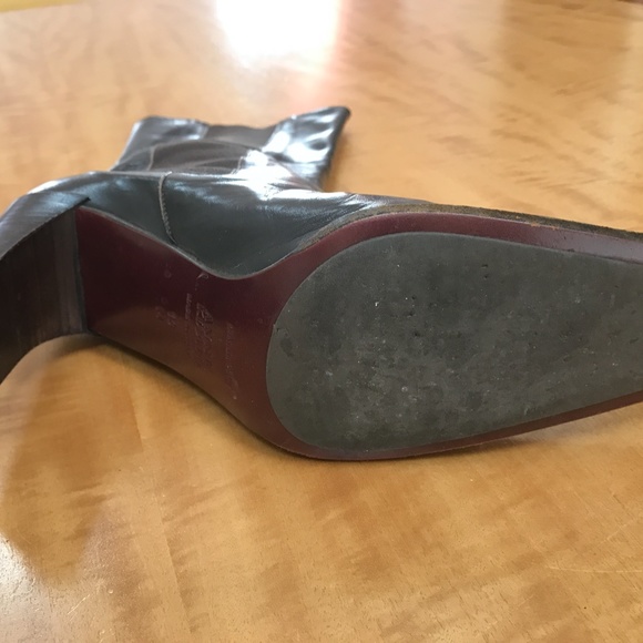 NWOT Anne Klein Brown heel boots - Picture 3 of 10